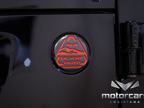 Used 2024 Jeep Gladiator Mojave AWD/4WD image 13