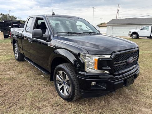 Used 2020 Ford F150 XL w/ Equipment Group 101A Mid AWD/4WD image 3