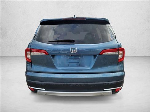 Used 2019 Honda Pilot Touring image 6