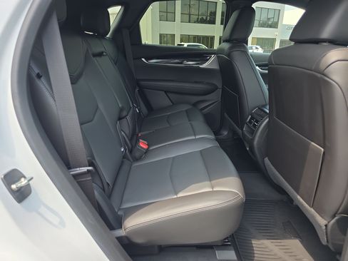 Used 2023 Cadillac XT5 Premium Luxury AWD/4WD image 14