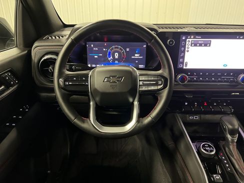 Certified 2024 Chevrolet Colorado Z71 w/ Z71 Convenience Package 2 image 19