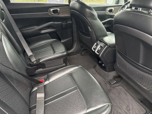 Used 2022 Kia Sorento X-Line EX image 25