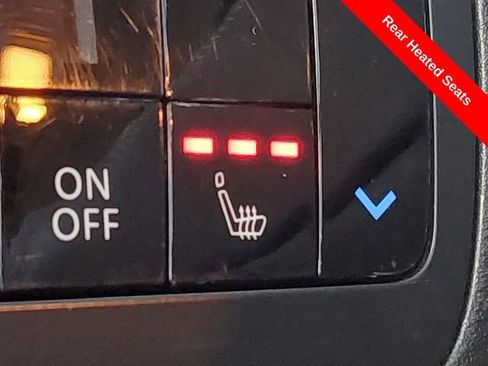 Used 2022 Nissan Pathfinder Platinum w/ Lighting Package (N92) image 18