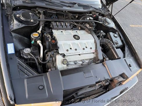 Used 1993 Cadillac Allante FWD image 77
