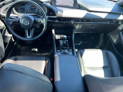 Used 2025 MAZDA MAZDA3 2.5 S Hatchback w/ Premium Pkg FWD image 17