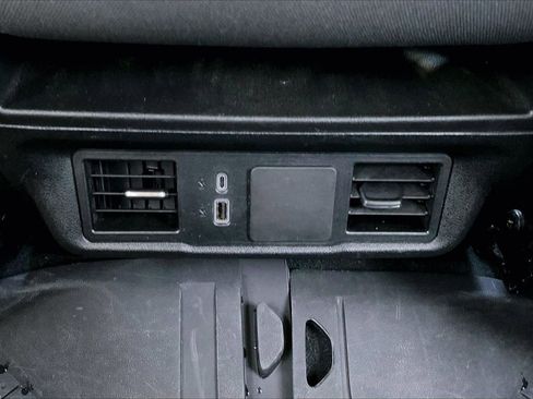 Used 2024 Chevrolet Silverado 2500 Custom w/ Custom Convenience Package image 16