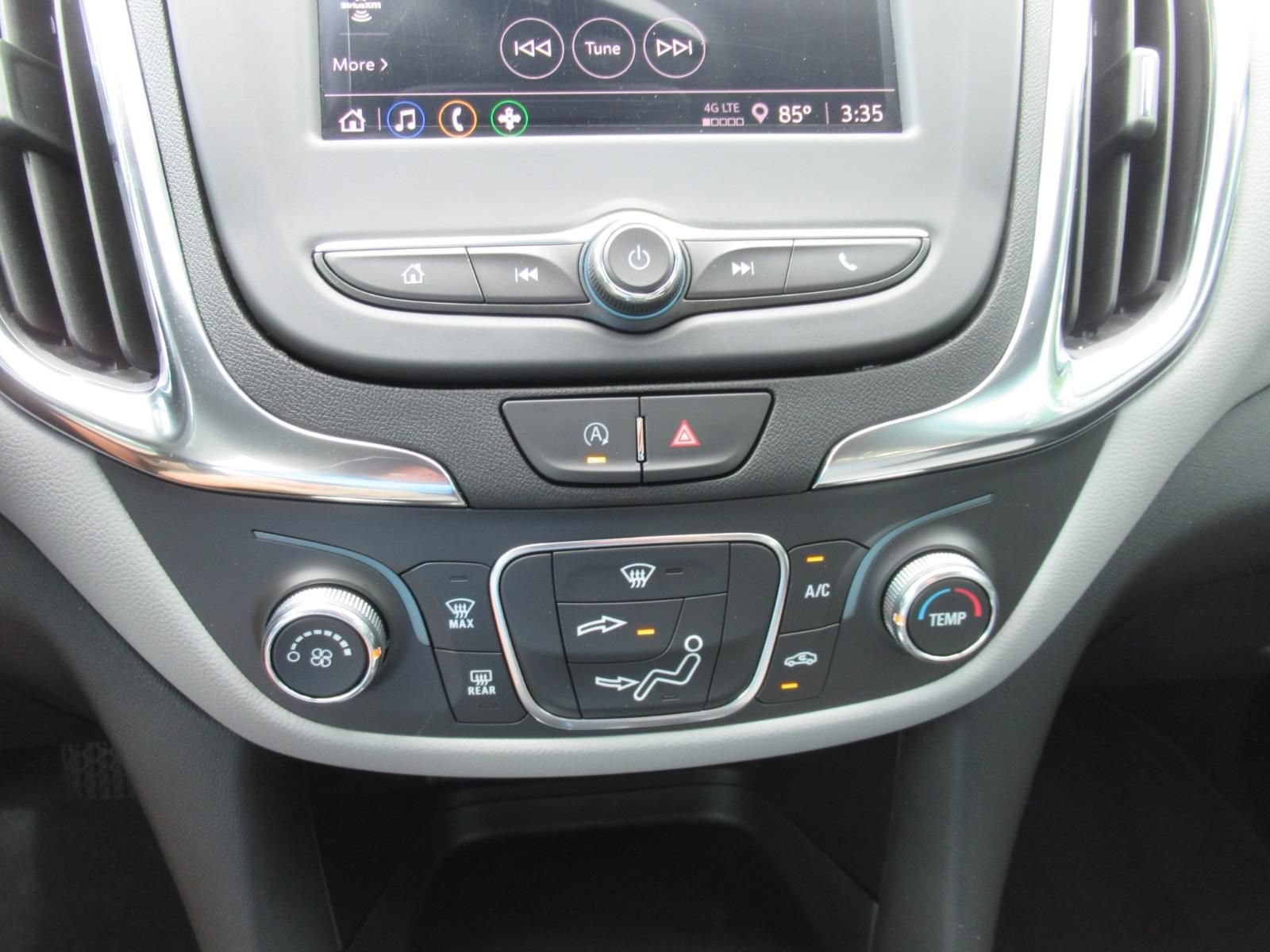 Used 2024 Chevrolet Equinox LS w/ LS Convenience Package FWD image 27