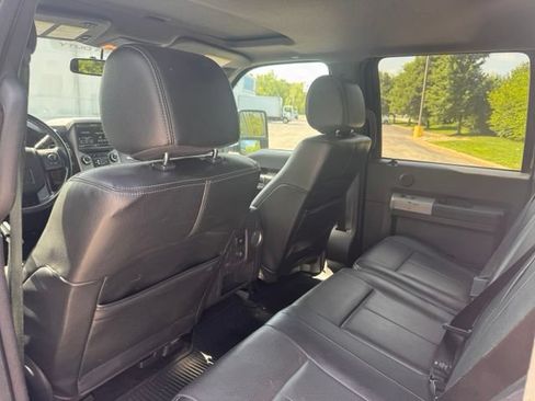 Used 2015 Ford F250 Lariat w/ Lariat Ultimate Package AWD/4WD image 24