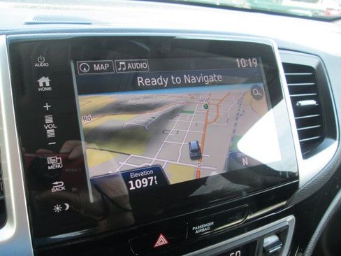 Used 2017 Honda Pilot Touring image 20