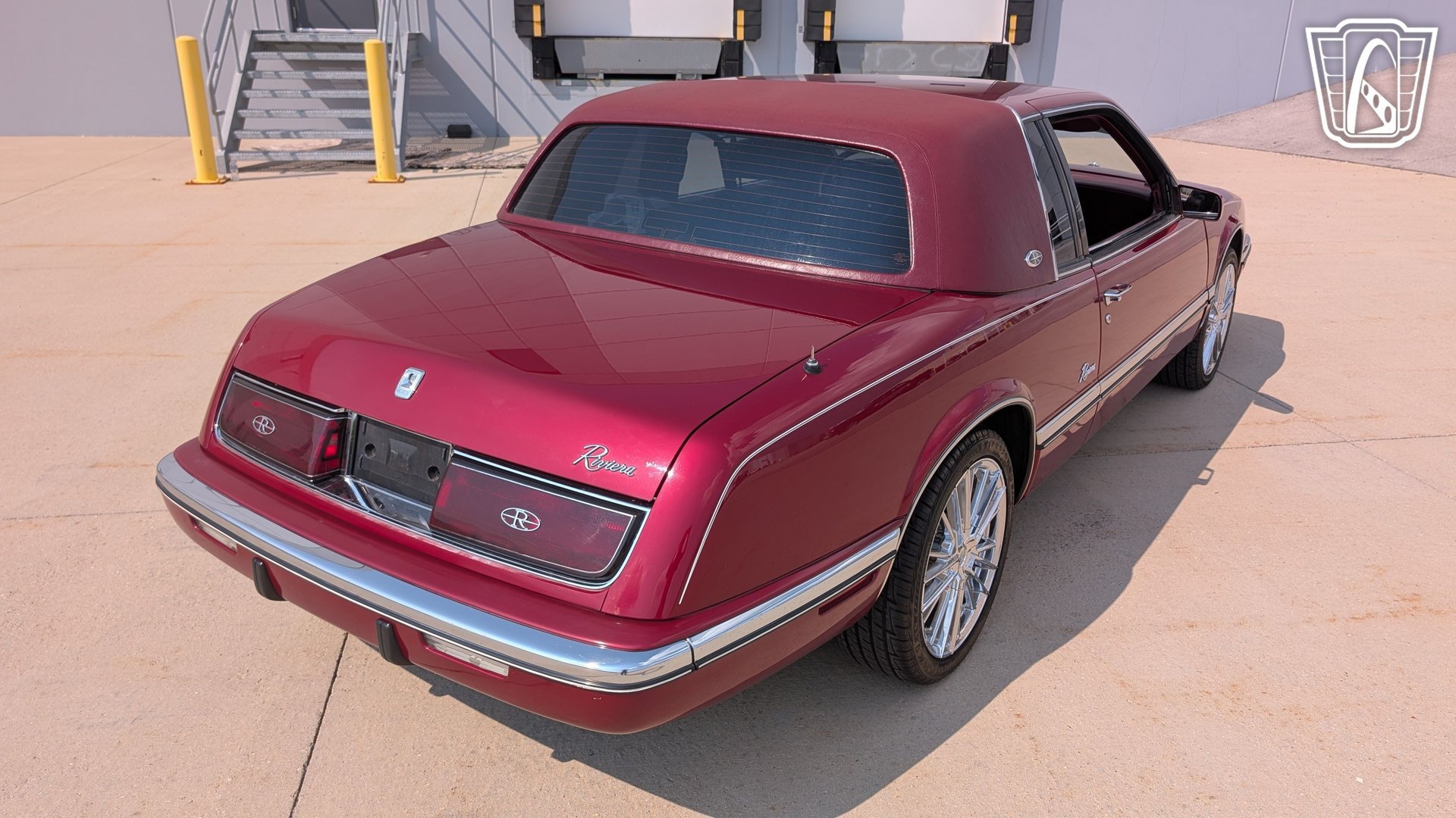 Used 1990 Buick Riviera Coupe FWD image 14