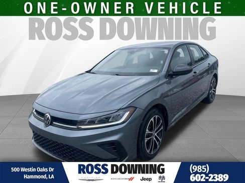 Used 2025 Volkswagen Jetta Sport FWD image 1