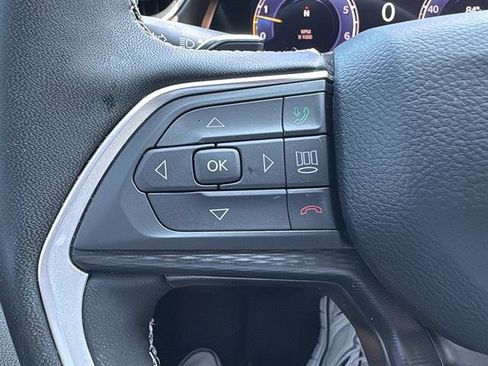 Used 2024 Jeep Grand Cherokee L Altitude image 19