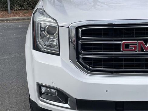 Used 2019 GMC Yukon XL SLT image 39