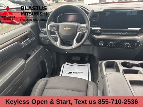 Used 2024 Chevrolet Silverado 1500 LT image 20