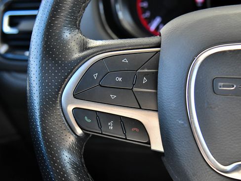 Used 2022 Dodge Durango SXT image 30