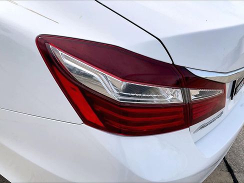 Used 2016 Honda Accord LX image 31