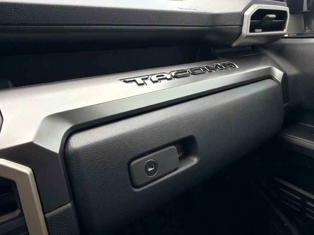 Used 2025 Toyota Tacoma SR5 RWD image 22