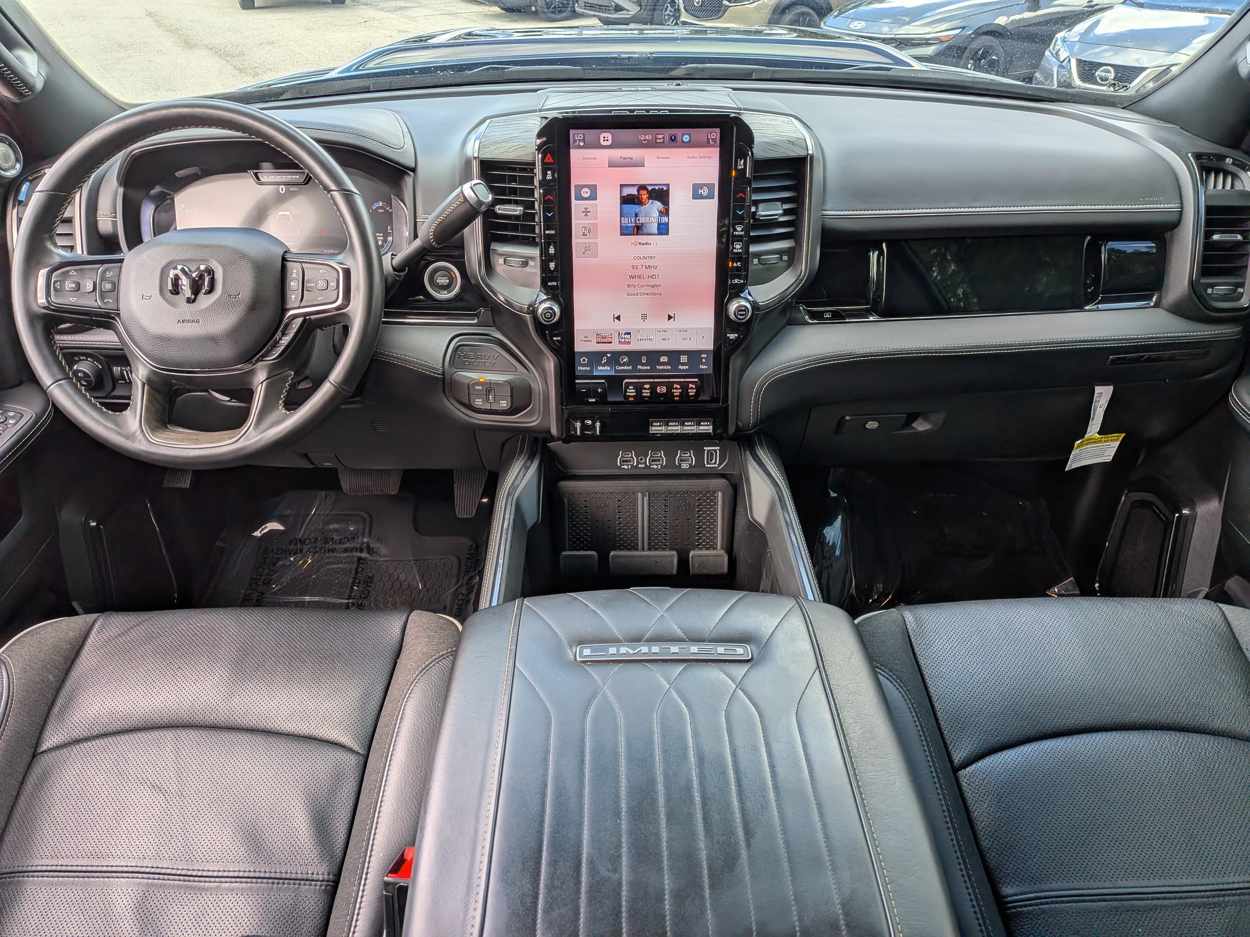 Used 2025 RAM 2500 Limited AWD/4WD image 16