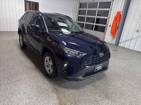 Used 2021 Toyota RAV4 XLE image 27