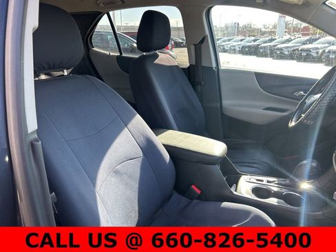 Used 2018 Chevrolet Equinox LT image 6