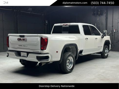 Used 2020 GMC Sierra 3500 Denali w/ Denali Ultimate Package image 7