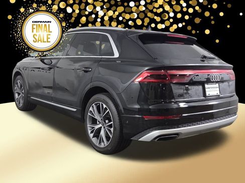 Used 2024 Audi Q8 Prestige w/ Prestige Package image 8