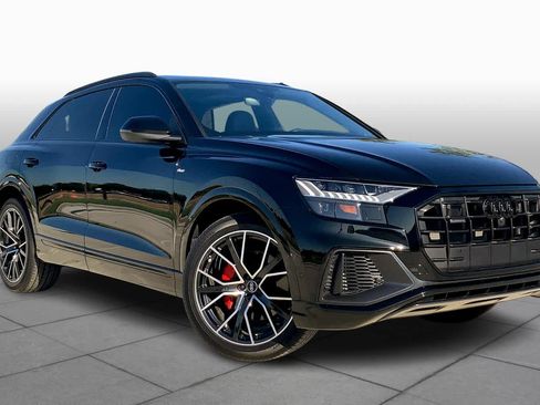 Used 2023 Audi Q8 Prestige w/ Prestige Package image 2