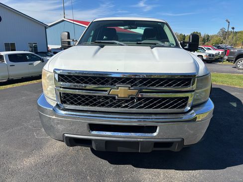 Used 2011 Chevrolet Silverado 2500 W/T w/ Snow Plow Prep Package image 4