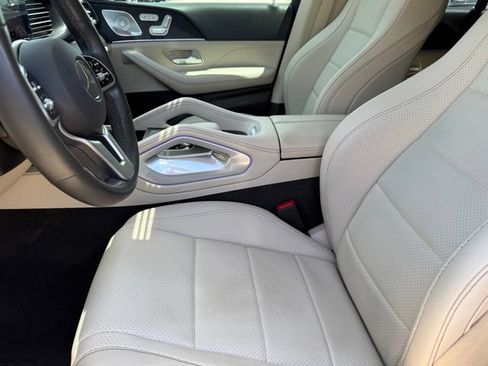Used 2020 Mercedes-Benz GLE 350 4MATIC image 9