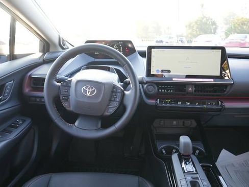 Used 2026 Toyota Prius Plug-In Hybrid FWD image 20