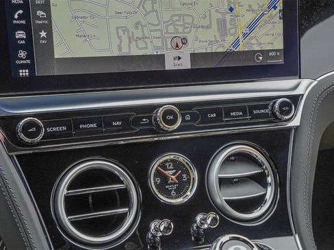 Used 2024 Bentley Continental GT image 29