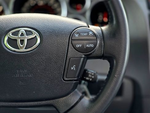 Used 2011 Toyota Sequoia Limited AWD/4WD image 19