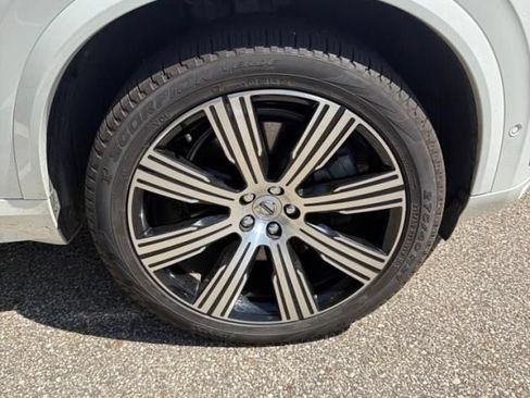 Used 2024 Volvo XC90 T8 Ultimate w/ Protection Package Premier AWD/4WD image 4