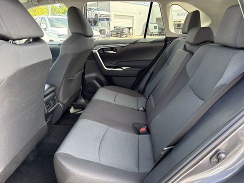 Used 2025 Toyota RAV4 XLE w/ Convenience Package FWD image 10