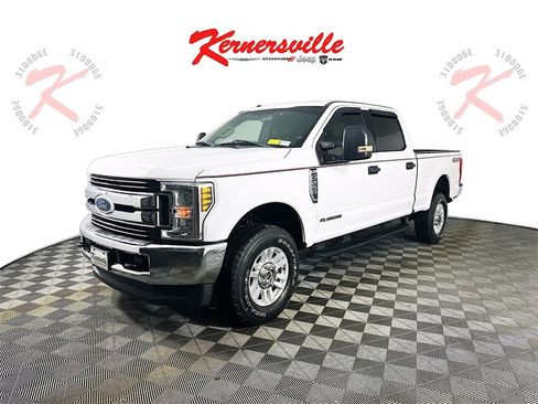 Used 2019 Ford F250 XLT image 3
