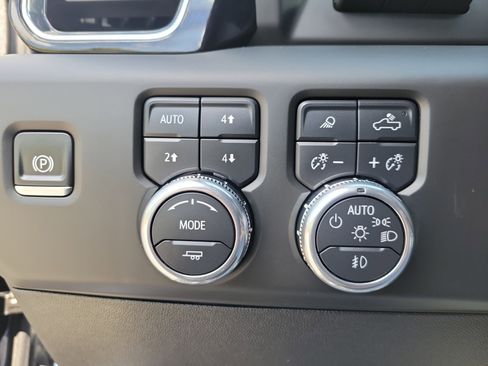 Used 2025 GMC Sierra 1500 Denali Ultimate AWD/4WD image 30
