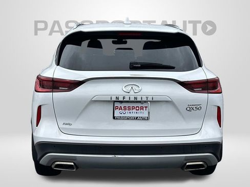 Certified 2023 INFINITI QX50 Luxe image 3