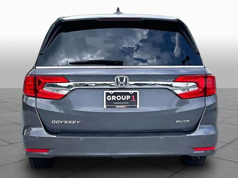 Used 2019 Honda Odyssey Elite image 5