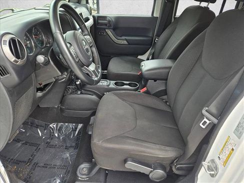 Used 2015 Jeep Wrangler Unlimited Sport w/ Quick Order Package 24S AWD/4WD image 15