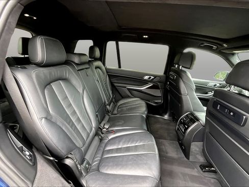 Used 2019 BMW X7 xDrive50i w/ M Sport Package AWD/4WD image 19