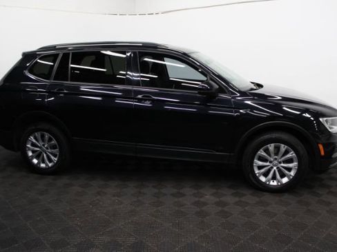 Used 2018 Volkswagen Tiguan S image 4