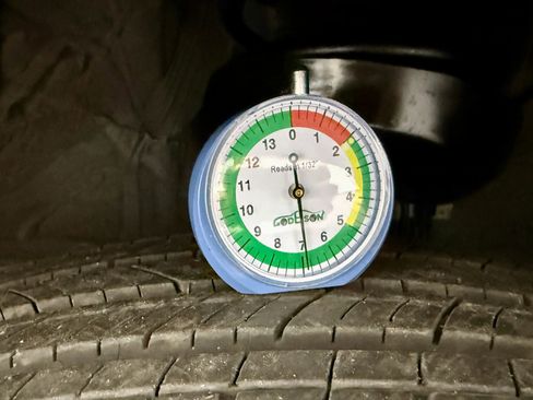 Used 2025 Toyota Corolla Cross LE image 20