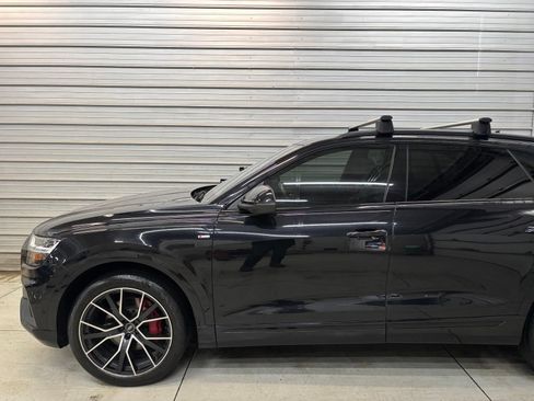 Used 2021 Audi Q8 Premium Plus w/ Premium Plus Package AWD/4WD image 3