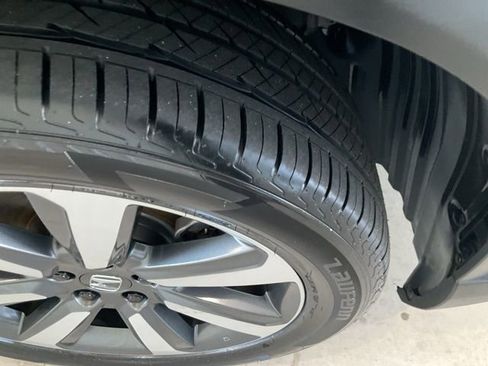 Used 2025 Honda Pilot Touring image 31