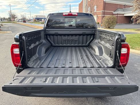 New 2026 GMC Canyon Denali image 45