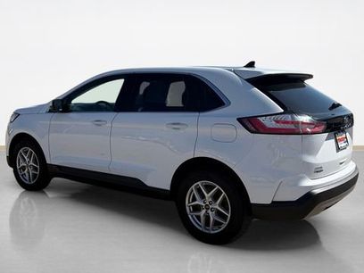Used 2024 Ford Edge SEL w/ Convenience Package