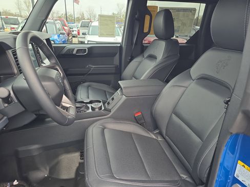 New 2025 Ford Bronco Big Bend w/ Black Diamond Package image 10