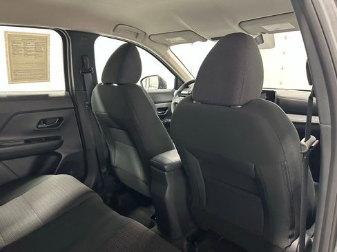 Used 2025 Nissan Kicks S AWD/4WD image 46