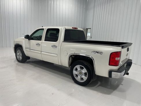 Used 2011 Chevrolet Silverado 1500 LT w/ All-Star Edition image 4