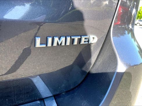 Used 2019 Jeep Grand Cherokee Limited AWD/4WD image 10
